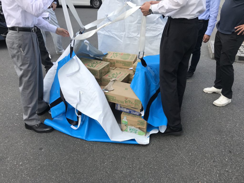 バラ積みでも手降ろし不要、省力化実験