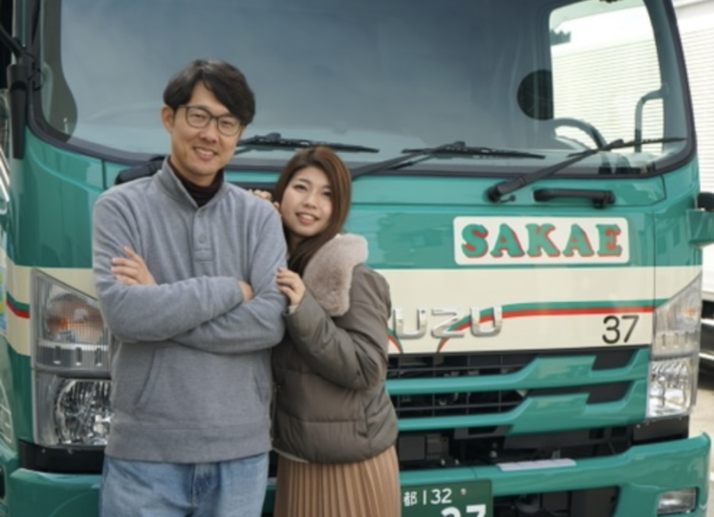 小裏奈美,おうら奈美,おうらなみ,aiueoura,福田健児,栄興運,さかえこううん,京都の運送会社,写真撮影,動画撮影,YouTube用動画撮影
