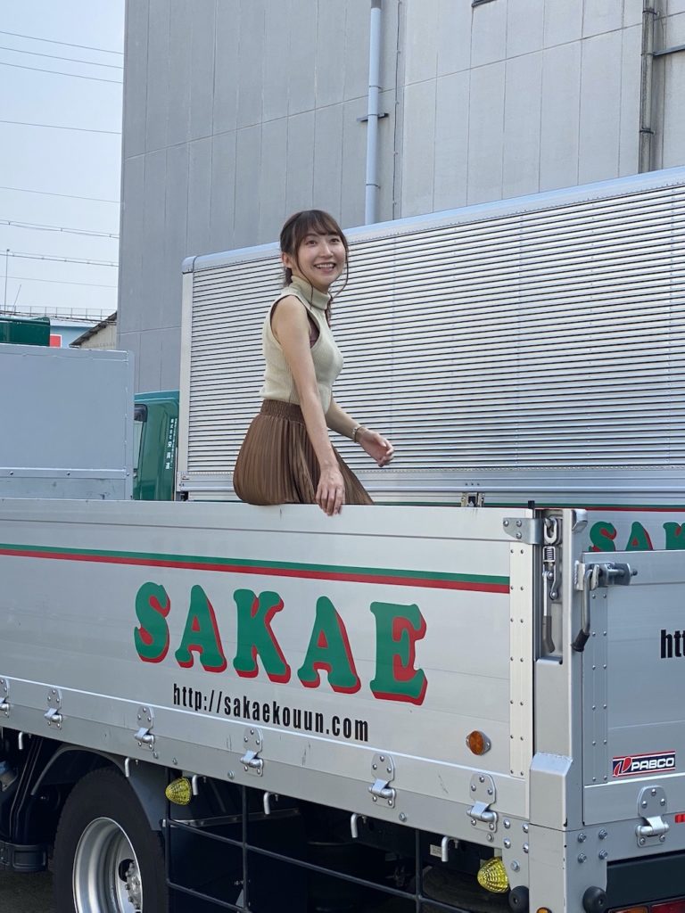 ゆき,ゆきちゃん,ゆきさん,中野,中野ゆきの,なかのゆきの,女性モデル,モデル,コンテンツマーケティング会社,ディレクター,ライブ配信,ポコチャ,週末モデル,SNS広告制作,ライティング,YouTube,対談動画,さかえこううん,栄興運