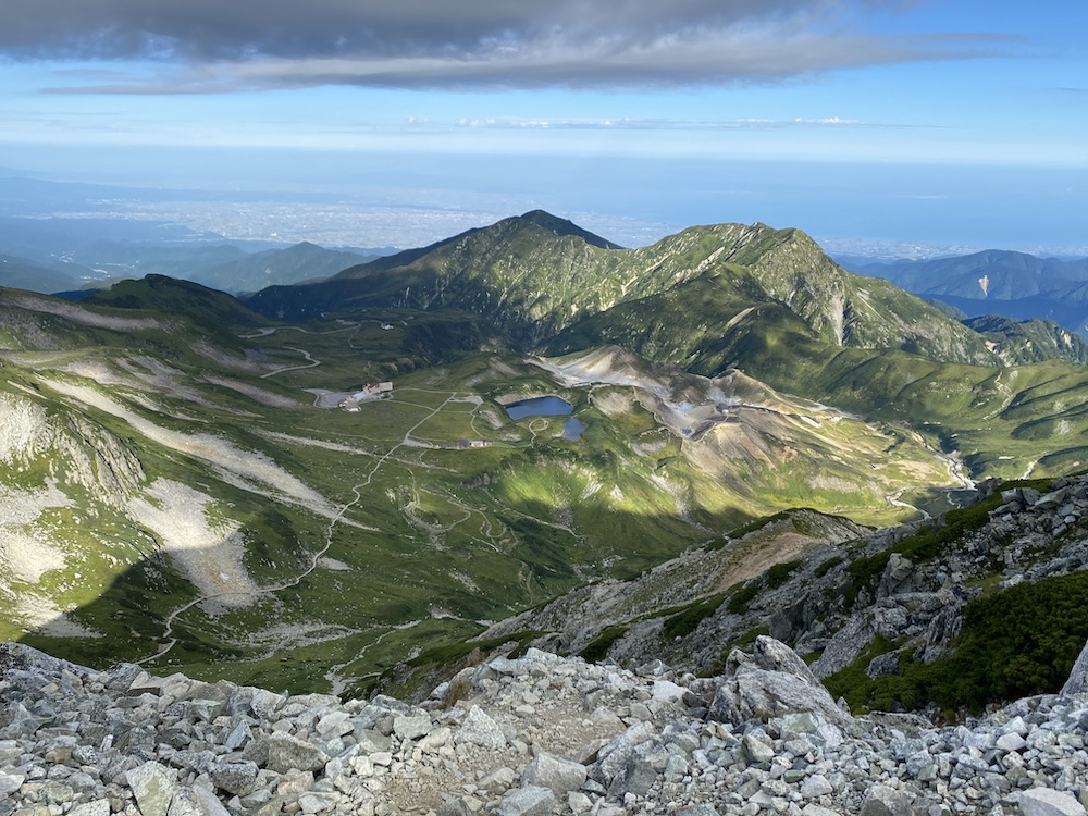 立山,たてやま,立山連峰,雄山,おやま,富山県最高地点,大汝山,おおなんじやま,富士ノ折立,ふじのおりたて,登頂,頂上,ご来光,室堂,むろどう,ミクリガ池,ミドリガ池,みくりが池温泉