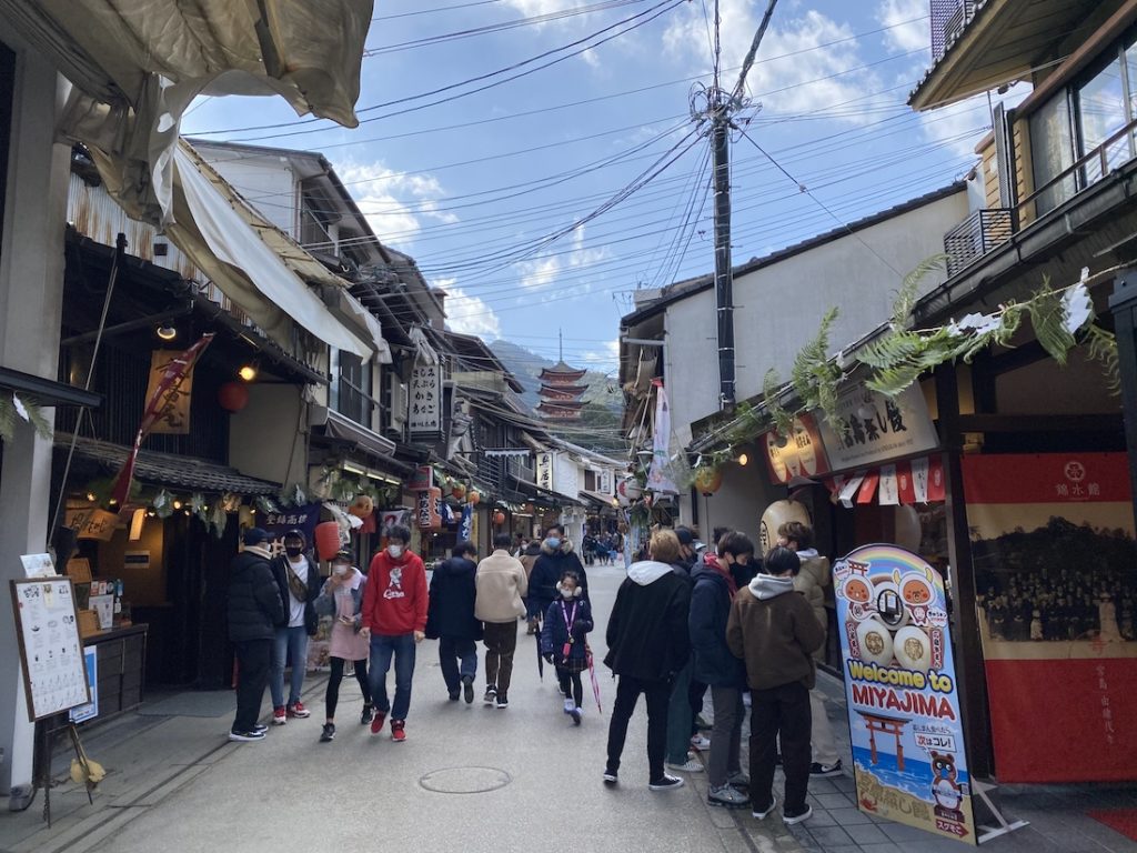 安芸の宮島,厳島,厳島神社,日本三景,世界文化遺産,大鳥居
