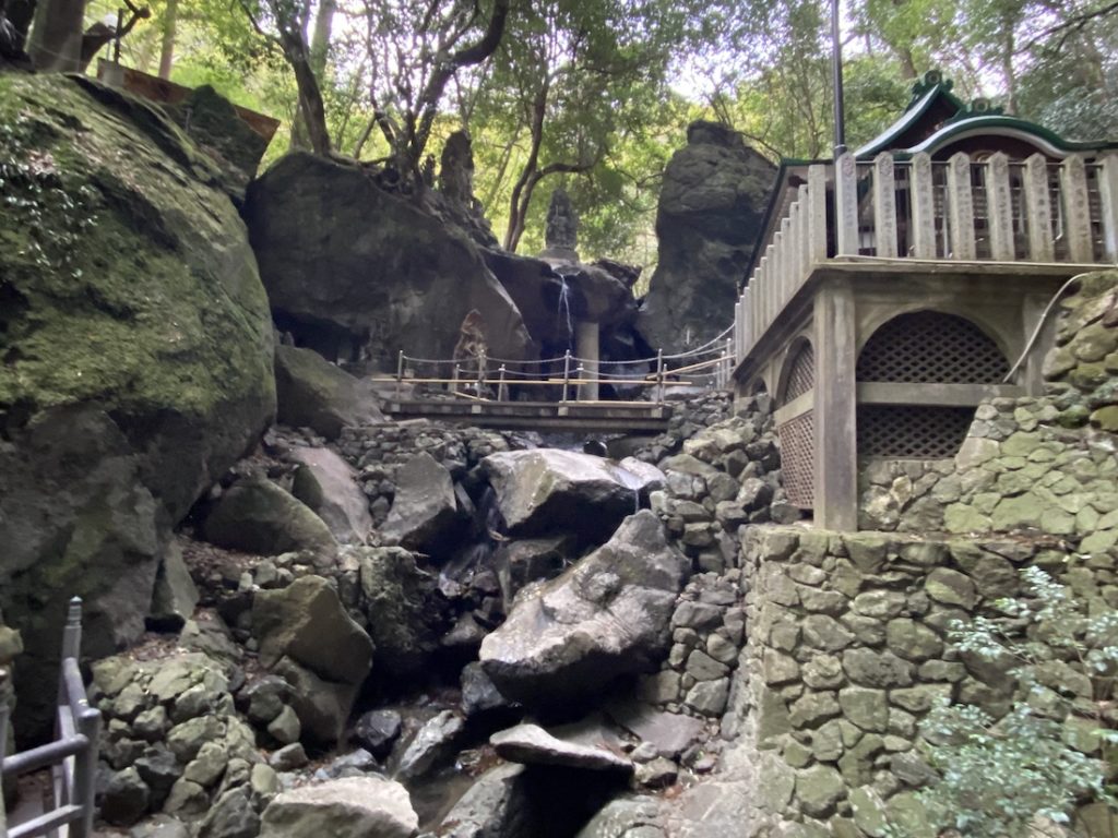 福岡県糟屋郡篠栗町,世界最大,釈迦涅槃像,涅槃像,南蔵院,高野山真言宗の別格本山,ブロンズ製
