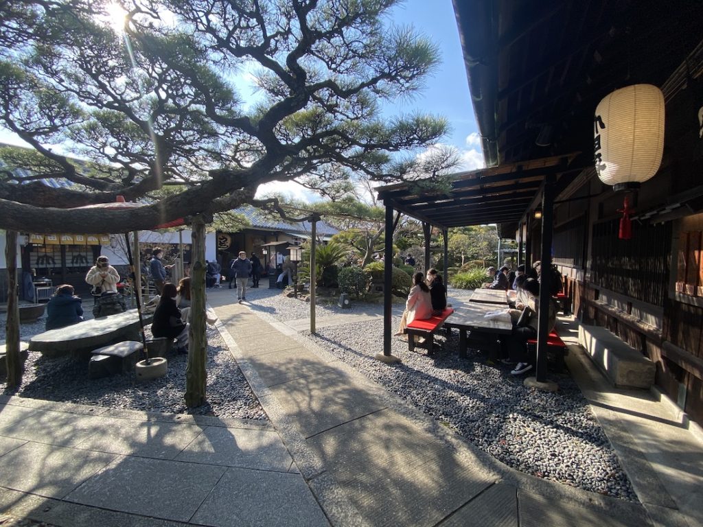 食べログ百名店2020,うどん本陣 山田家 讃岐本店,釜ぶっかけ,ぶっかけうどん,きつねうどん,さぬきうどん,讃岐うどん,香川県,手打ちうどん