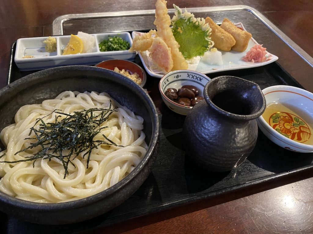 食べログ百名店2020,うどん本陣 山田家 讃岐本店,釜ぶっかけ,ぶっかけうどん,きつねうどん,さぬきうどん,讃岐うどん,香川県,手打ちうどん